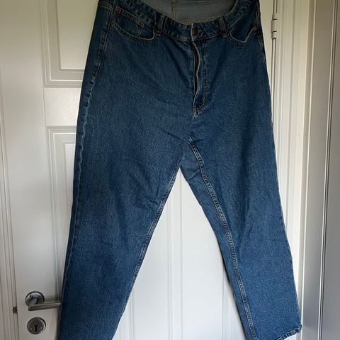 Nea jeans fra Lindex