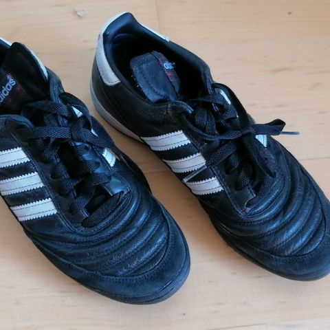 Adidas mundial team 39 1/3