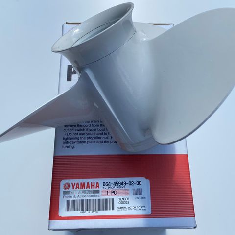 Yamaha propell 9 7/8 X 13-F