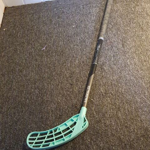 Salming innebandy kølle (Høyre, 85 cm)