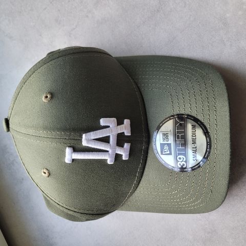 New era cap small/medium