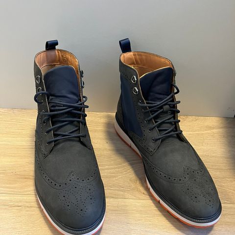 Swims Motion wing Tip Boot Navy/orange str 42