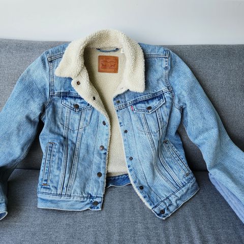 Levis Sherpa Trucker Denim jakke str S