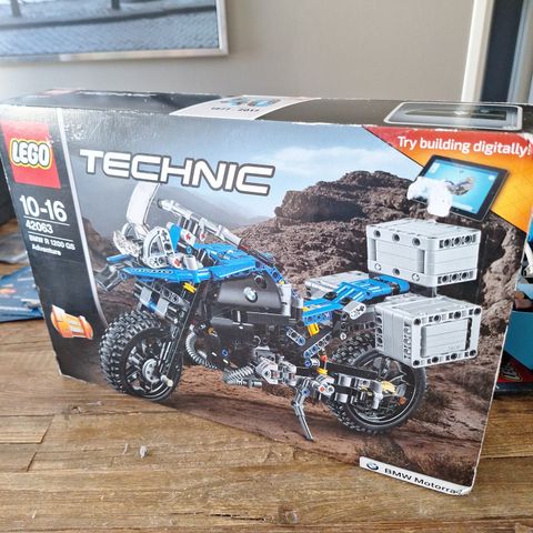 Technic lego 42063