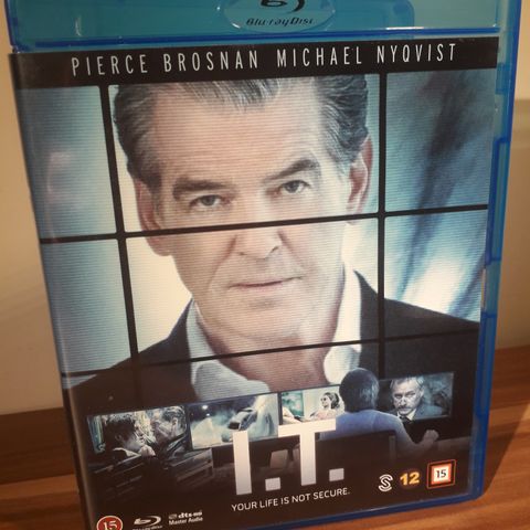 I.T. (norsk tekst) 2016 film Pierce Brosnan - Michael Nyqvist