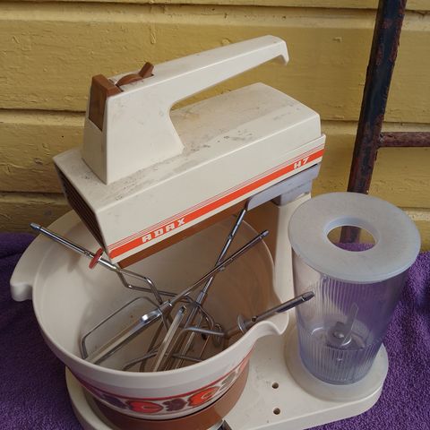 Retro mixmaster på stativ