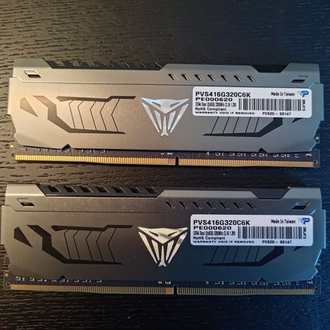 Patriot Viper Steel DDR4 2X8 GB RAM brikker