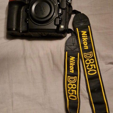 Nikon D850 + objektiv