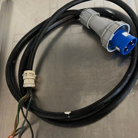 Kabel m/kontakt (63A)
