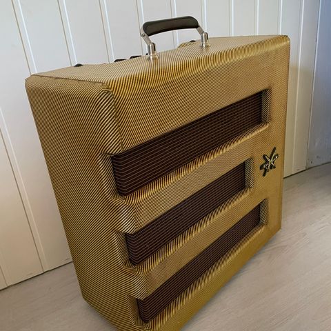 Fender Excelsior Pro