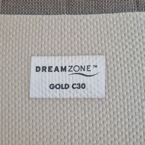 Dream zone gold C30 rammemadrass