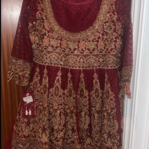 Burgunder pakistansk kjole str S