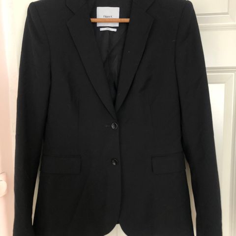 Klassisk blazer i ull core collection Filippa K