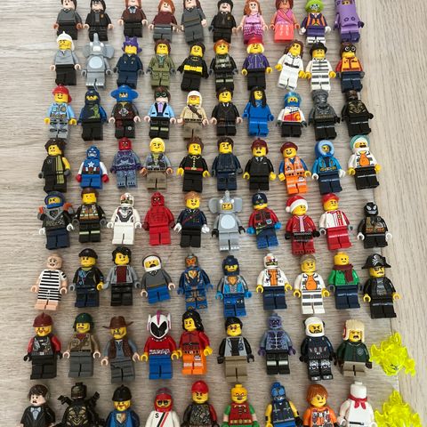 Lego minifigurer 80 stk