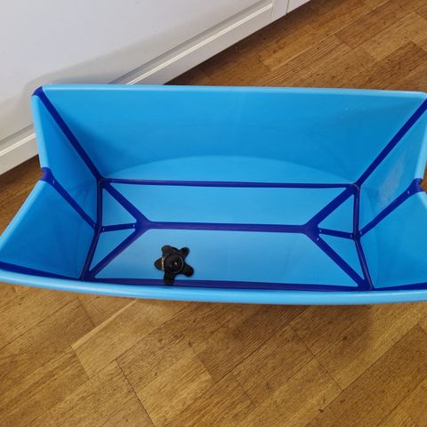 Stokke Flexibath sammenleggbart badekar selges kr 200