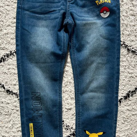 Joggingbukse / jeans Pikachu