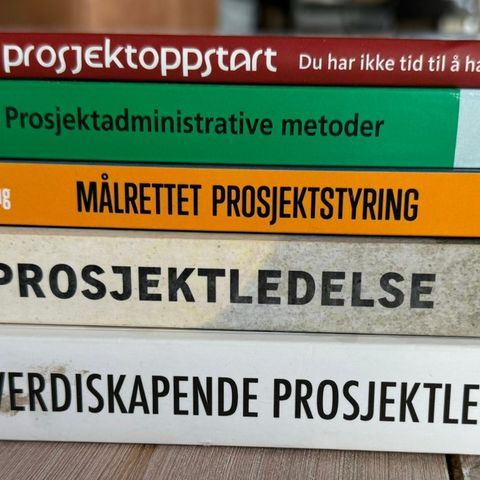 Pensum pakke - Prosjektledelse kurs 1, 2, og 3//BI