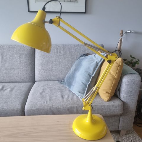 Skrivebordslampe