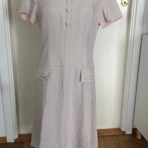 Vintage dress - Size M. - off white