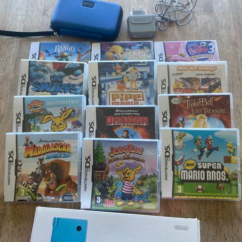 Nintendo DS med 12 spill og ekstra tilbehør