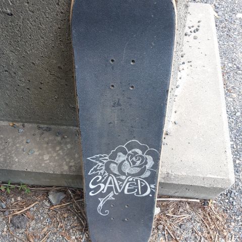Skateboard- bare brett