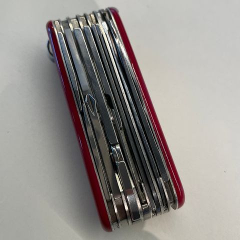 Toppmodell av av swiss lommekniv / multiverktøy