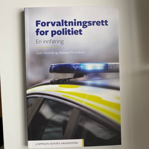 Forvaltningsrett for politiet - en innføring