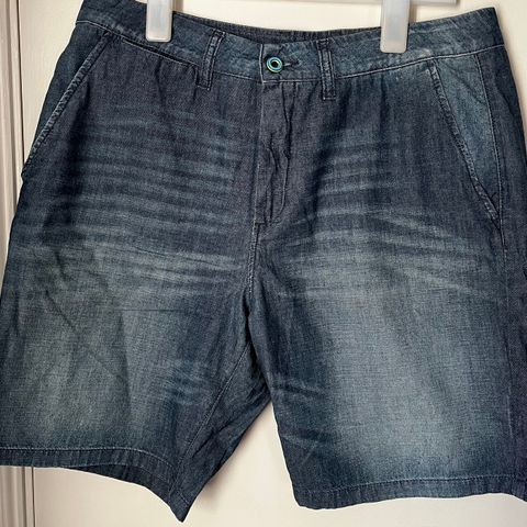 Denimshorts fra Benetton - som ny