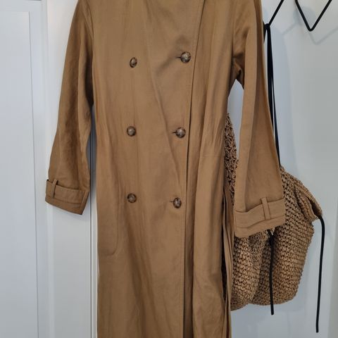 Acne Studios Anghelica Trenchcoat