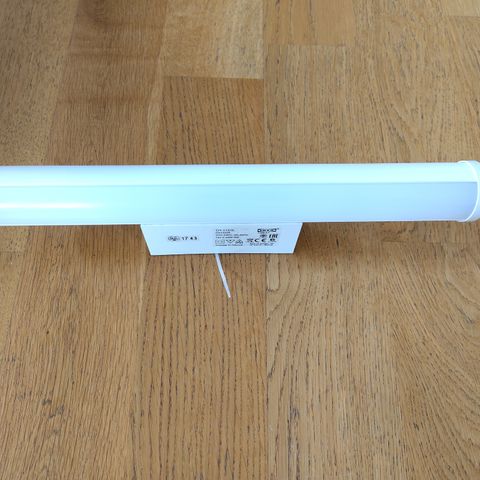 Ikea LED vegglampe for våtrom