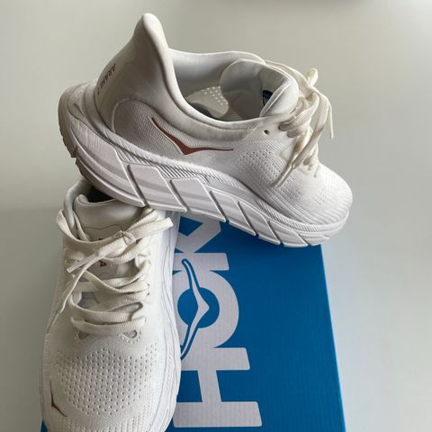 HOKA W ARAHI 7 Str EU 36 2/3 ( UK 4)