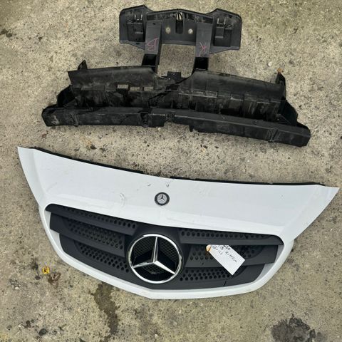 Grill til Mercedes citan 2017