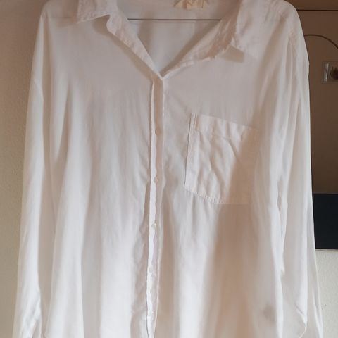 Hvit bluse/skjorte fra H&m str L