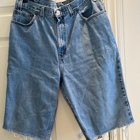 Vintage Levi’s shorts