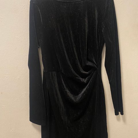 Floyd svart glitter kjole