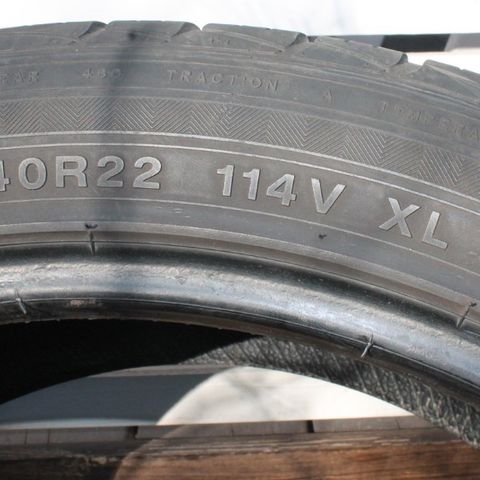 2 stk 305/40 R22