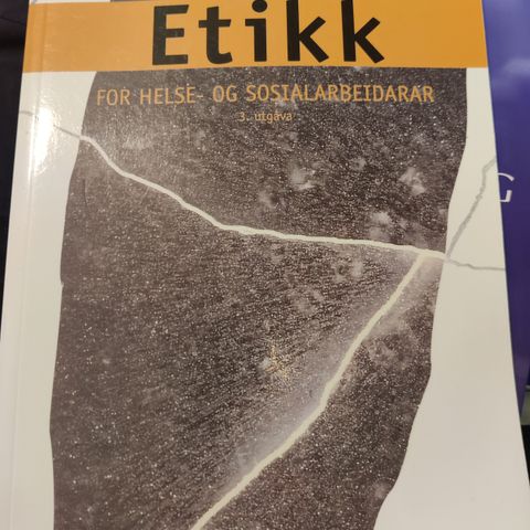 Etikk for helse-og sosialarbeidarar og Refleksjonshåndboen