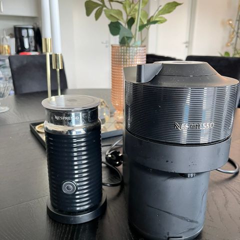 Nespresso Vertuo Pop + melkeskummer(mangler vispring, men skummer bra)