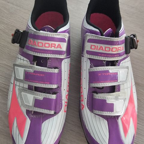 Diadora sykkelsko