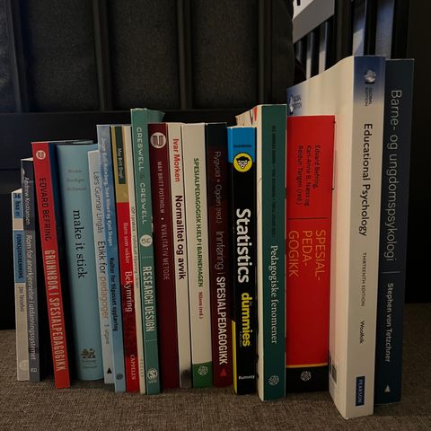 Pensum bøker for spesialpedagogikk/pedagogikk