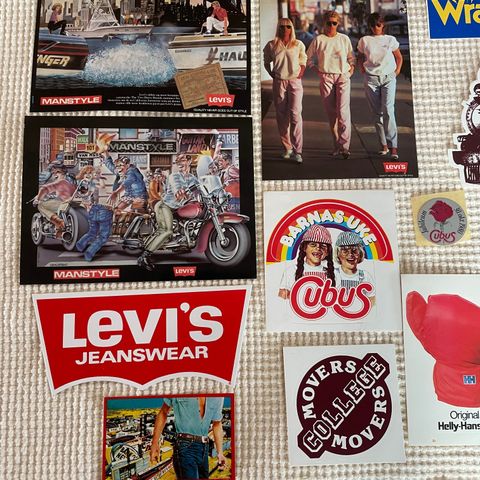 Levi’s og div Klær og sko klistremerker fra 70-80 tallet