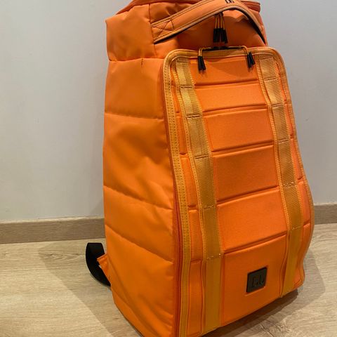 Douchebag Hugger 30liter - Nydelig orange!