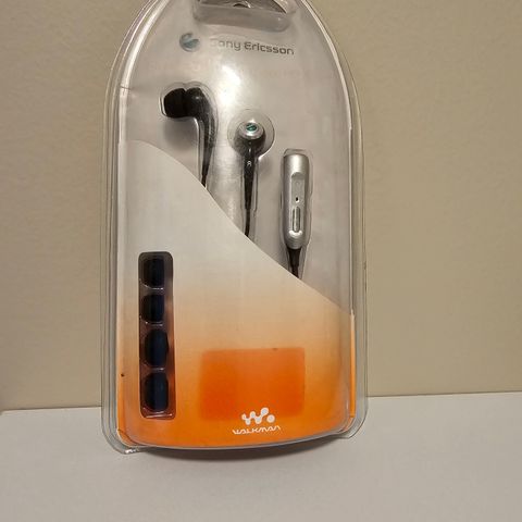 Sony Ericsson Stereo Portable Handsfree HPM- 75 Walkman