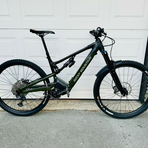 Rocky Mountain Altitude Powerplay A70 720wh Large