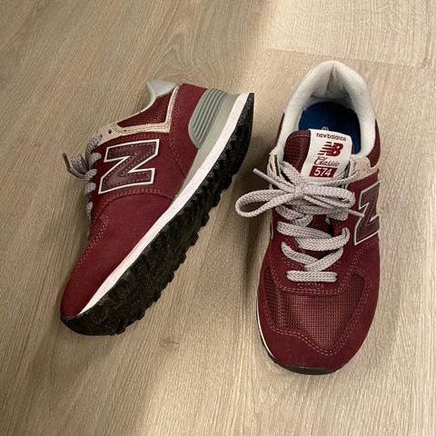 New balance classic 574, str 37,5, burgunder farge