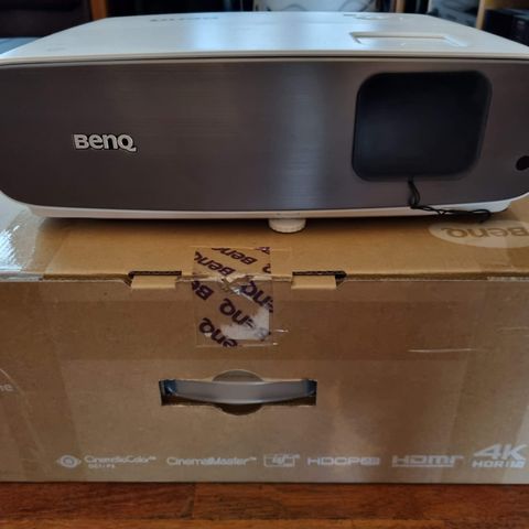 BenQ W2700 4K DLP-projektor