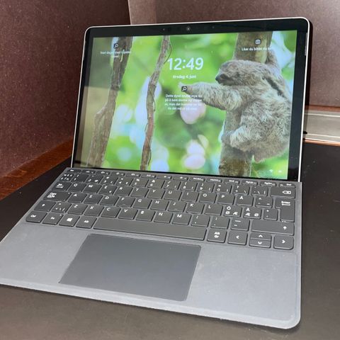 Microsoft Surface Laptop bærbar PC / 128 GB