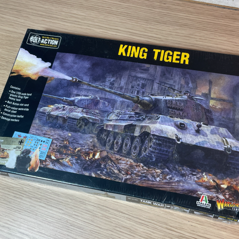 Bolt Action King Tiger 28mm