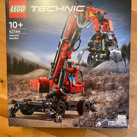 Ny uåpnet LEGO Technic 42144 Material Handler til salgs