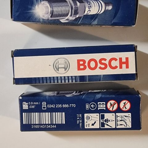 Bosch tennplugger 4 stk